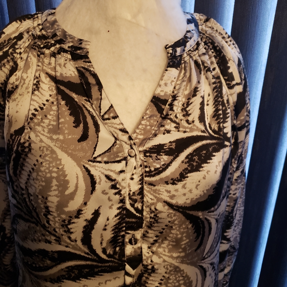 Poly black & white printed blouse